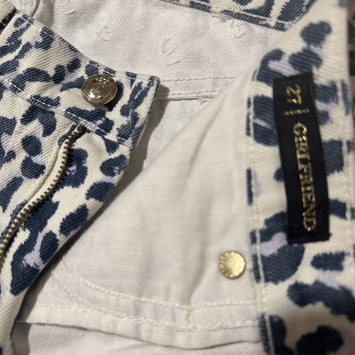 Juicy Couture Leopard Pants like new with transparent stones, size S