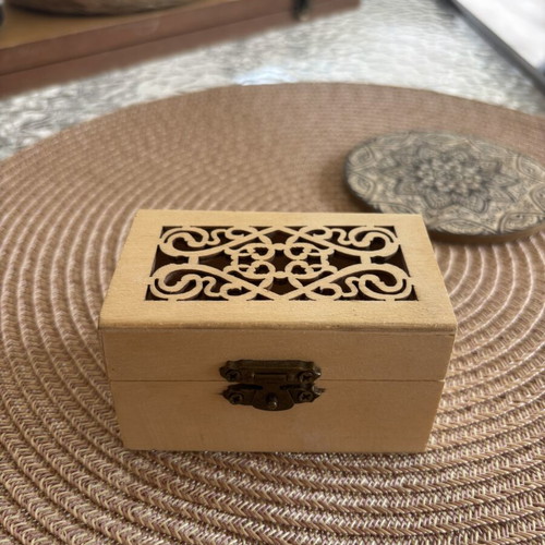 Wooden Mini Jewelry Storage Box like new, carved