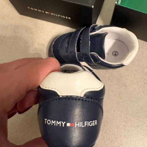 Tommy Hilfiger baby shoes like new, size 19