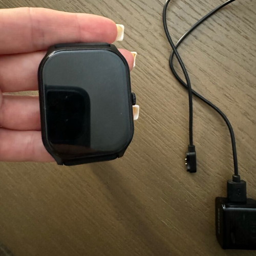 Smartwatch like new with charger