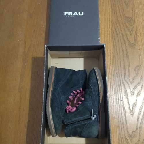 Frau Junior children's leather ankle boots size 27, dark blue with fuchsia laces