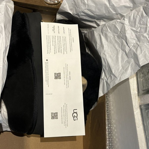 Ugg slippers new black with fur size 39 EU