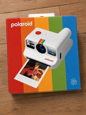 Polaroid Go Generation 2 Instant Camera new