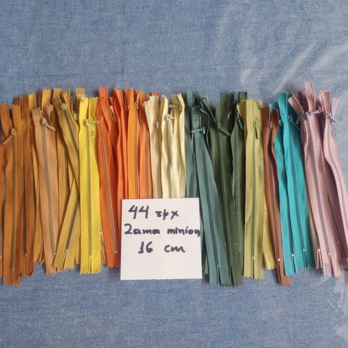 Lot of 44 ZAMA Minion metal zippers 16 cm, assorted colors