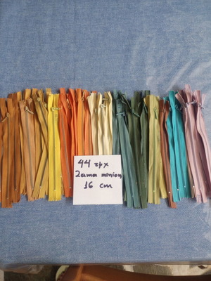 Lot of 44 ZAMA Minion metal zippers 16 cm, assorted colors