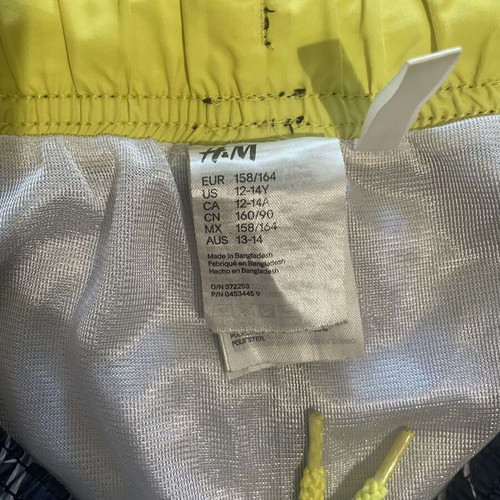H&M swim shorts used, size 12-14, black and grey