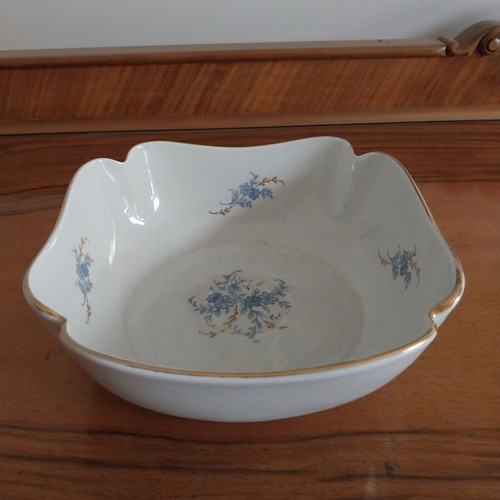 Porcelain like new, 2 Limoges salad bowls and 2 Sherzer platters