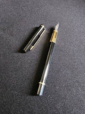 Pen new, 13.5 cm length