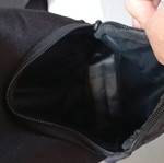 Μαύρο τσαντάκι ώμου σαν καινούργιο, πρακτικό και ελαφρύ