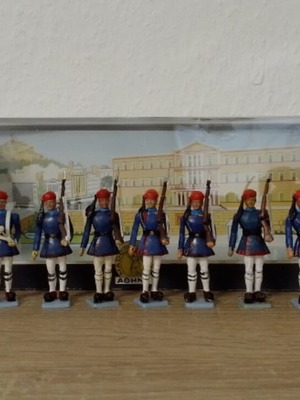 Athina Evzones Macedonomachoi figures used, original box set