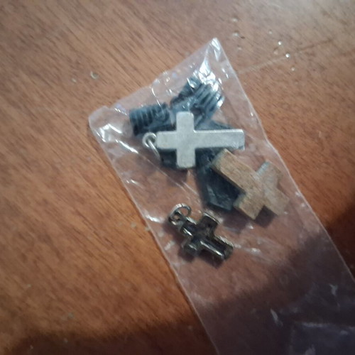 Crosses like new, pack of 14, with and without cord
