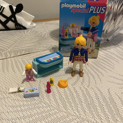 Playmobil 5368 Special Plus set like new