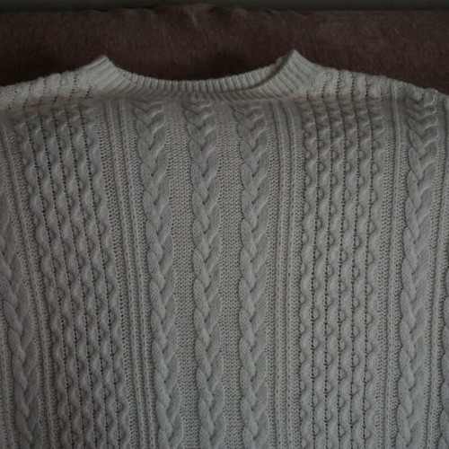 Bershka women's long white sweater like new with short sleeves