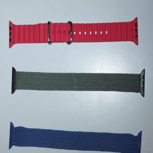 Apple Watch Series 6 44 mm straps like new