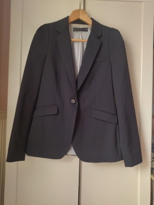 Zara women's blazer medium black like new