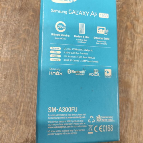 Samsung Galaxy A3 (2015) 16GB white like new