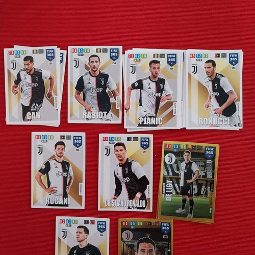 2020 FIFA Panini 365 Adrenalyn Juventus like new