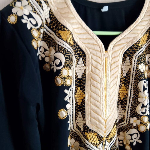 Luxury traditional caftan dress from Dubai like new, black with gold embroidery