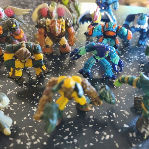 Gormiti figures, pack of 24