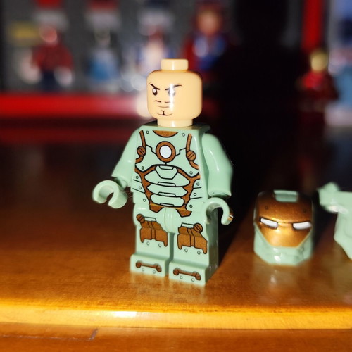 Iron Man MK 37 (Hammerhead) figure like new
