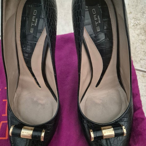 Etro shoes used, black leather pumps size 38
