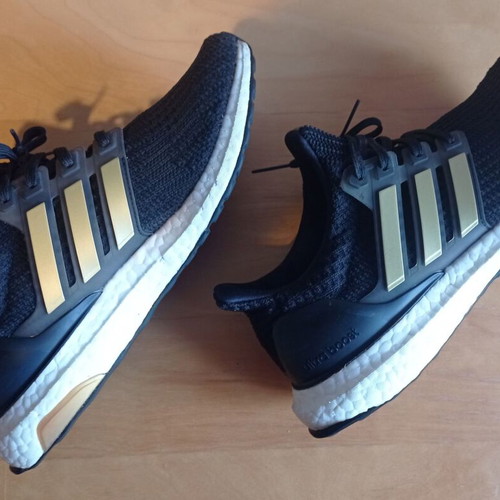 Adidas Ultraboost 1.0 sneakers size 39 like new, black and gold