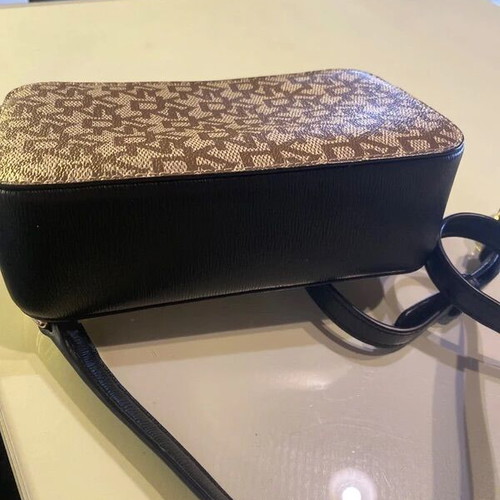 DKNY Bryant Logo crossbody bag new, black and beige