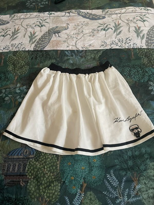 Karl Lagerfeld skirt white, like new, size M