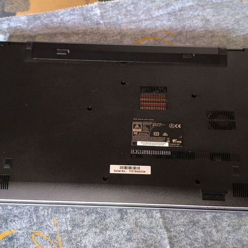 Laptop 15.6" FHD i5 7th Gen 8GB 256GB SSD Windows 11 Office σαν καινούργιο