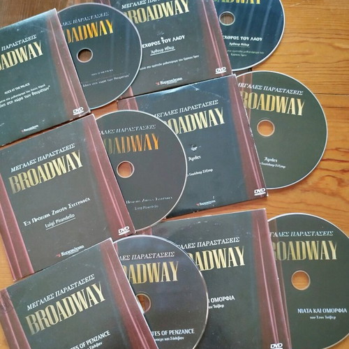 Broadway Great Performances DVD set like new with subtitles