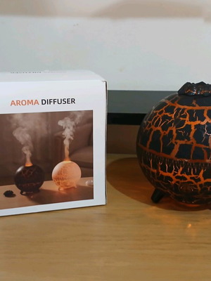 Aroma Diffuser new, black with RGB light