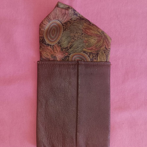 Men's Pocket Square Prosiniklis, like new, 90s style, brown