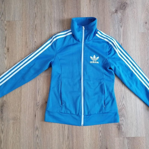 Adidas Venice Beach set like new, multicolor and blue