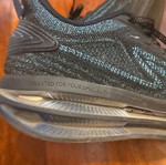 Erke Cushioning Men's Running Athletic Shoes Black like new