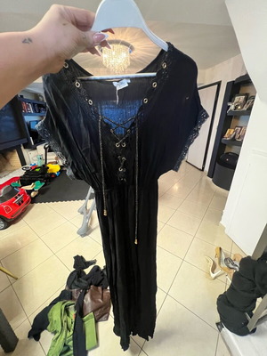 black long dress medium new gold details