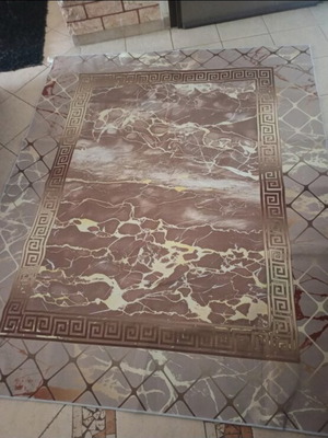 Summer rug like new, thin and lightweight