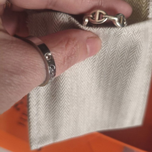 Gold-plated ring with chain design, like new, silver color, size 58-60