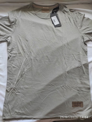 Staff T-shirt new, medium and large, grey and beige