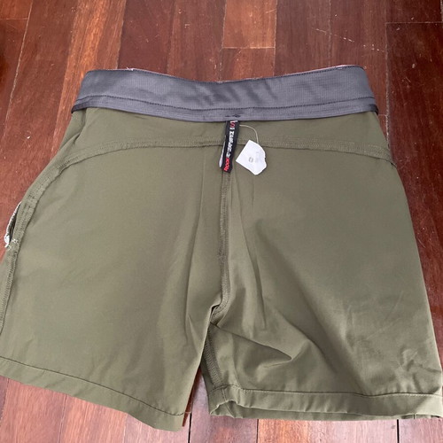 Rock Experience shorts women's small new, olive green with pink details