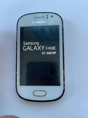 Samsung Galaxy Fame GT-S6810P smartphone