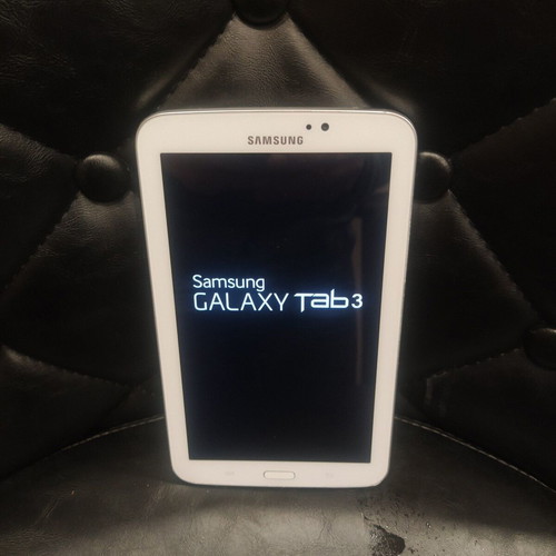 Samsung Galaxy Tab 3 7.0 SM-T210 tablet like new