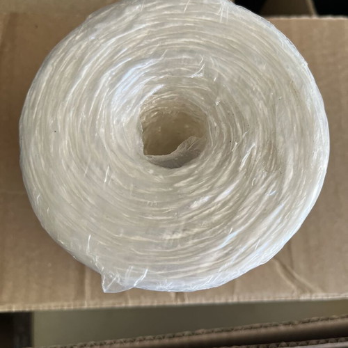White Twine 4 Rolls new, moisture and sun resistant