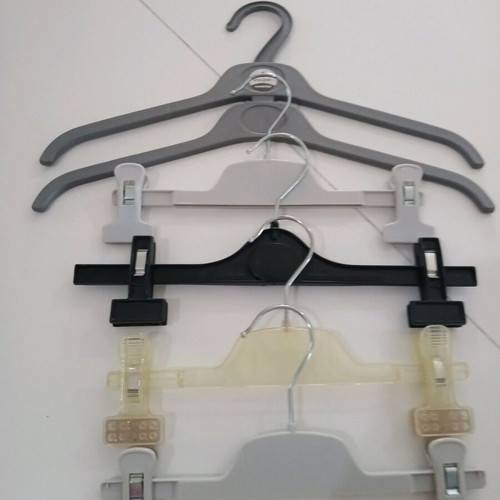 Hangers like new, pack of 5