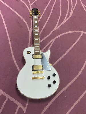 Jack and Danny white guitar with case