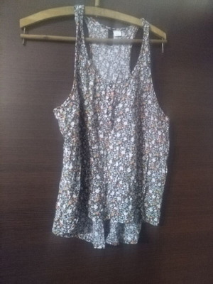 Summer T-shirt size M like new