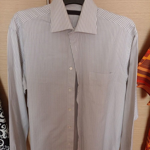 Men's clothes like new, white cotton knit Zara sweater and 2 XL shirts