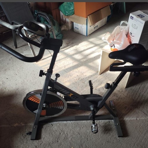 Speeding Mountain (X-FIT) Exercise Bike like new