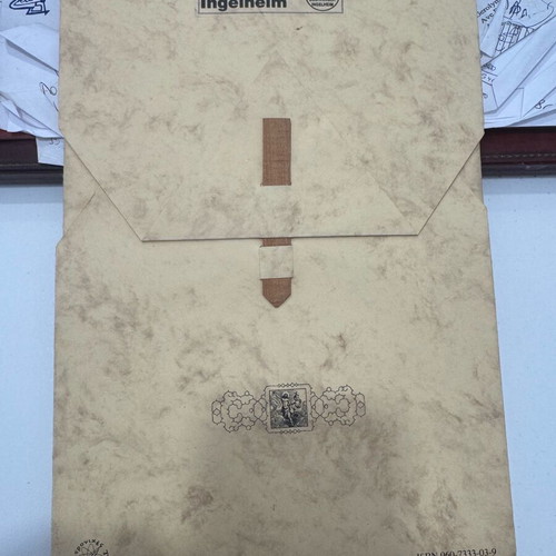 Collectible edition with 12 engravings like new