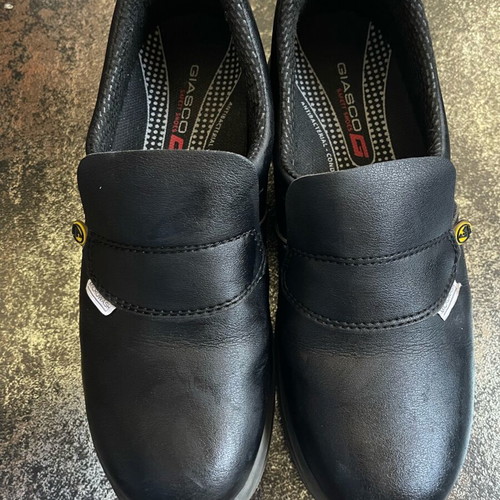 Giasco Medina S2 safety shoes used, black slip-on