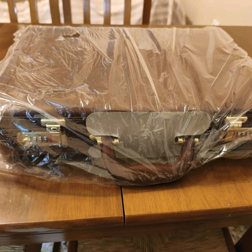 Luca Vergani briefcase, brown, Italian design, fits laptop